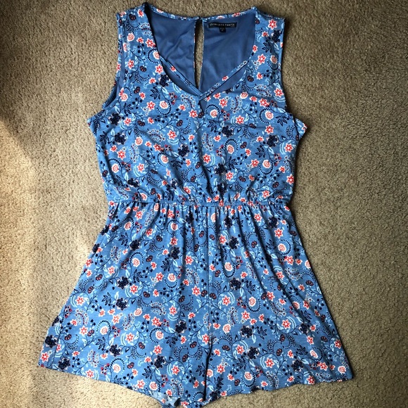 Juniors Shorts Romper XL Patriotic - Picture 1 of 5